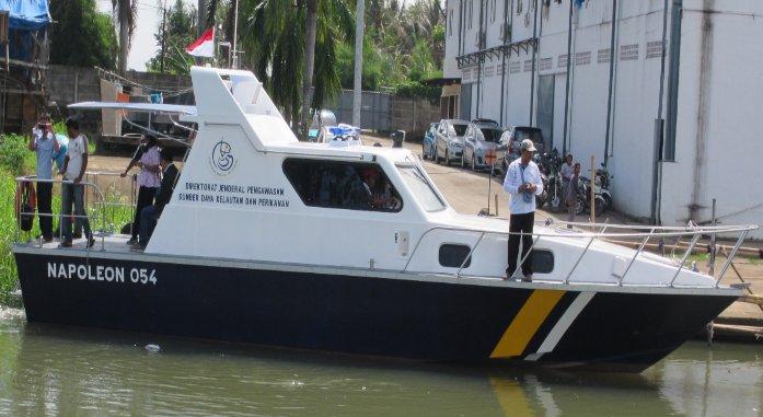 - 91 - tentang Klasifikasi dan Penandaan Kapal Pengawas Perikanan di Lingkungan Direktorat Jenderal PSDKP. (b) untuk penamaan dan penomoran speedboat dapat dijelaskan sebagai berikut: i.