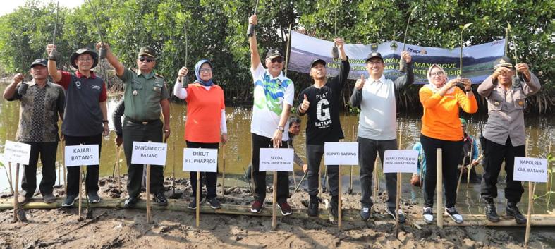 SUSTAINABLE DEVELOPMENT Pulihkan Ekosistem Pesisir Pantai Phapros Gandeng Pemprov Jawa Tengah Tanam 5.