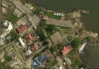 Lembaga penelitian nasional yang terlibat dalam pembangunan kembali Aceh adalah LAPAN, yang menghimpun sejumlah citra satelit daerah yang dilanda tsunami, yaitu dari satelit SPOT 2.