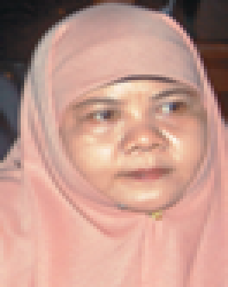 Bab V Pergulatan di Tengah Marginalisasi dan Dominasi Kultur Patriarki: Perempuan, Partai Politik & Parlemen di Nusa Tenggara Barat keluarga dan mundur dari kehidupan politik atau meninggalkan