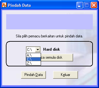 ii) Menu Pindah ke Disket Skrin 17 : Menu Pindah Data Ke Disket Masukkan disket pada pemacu A tekan butang Pindah Data untuk pindahkan data daripada sistem SPP ini ke dalam disket.