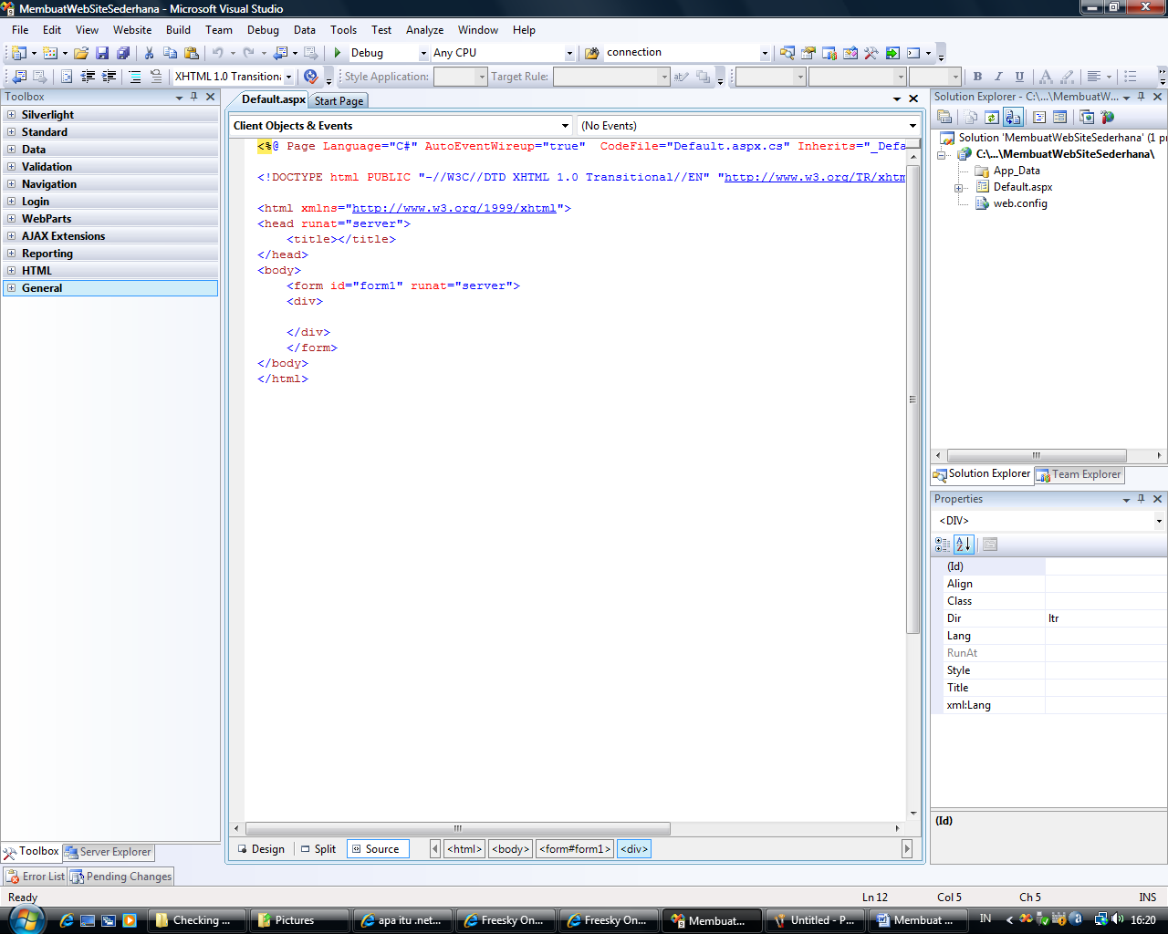 Perhatikan Gambar yang sebelah kanan, ada beberapa bagian yang saya lingkari. Pertama, pastikan bahwa Language : Visual Studio C# (bahasa yang akan digunakan adalah C#).