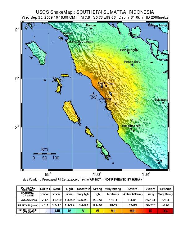 Gambar 4. Gempa di segmen Siberut (30 September 2009) di dalam Selat Mentawai dengan magnitudo 7,9 SR, tidak menimbulkan tsunami.