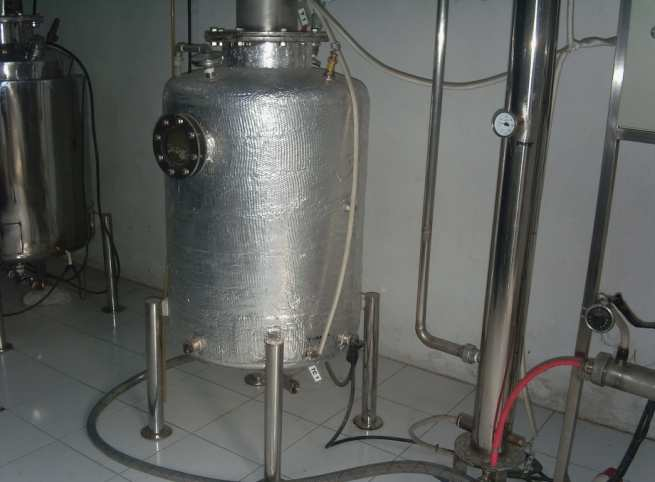 3.3.3 Peralatan Pendukung Proses Produksi Bioetanol Berbahan Baku Bagas Proses produksi bioetanol berbahan baku bagas menggunakan beberapa mesin dan peralatan, antara lain: - Reaktor/Fermentor Pada