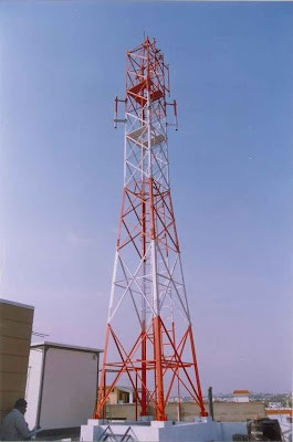 menampung banyak antena dan radio.tipe tower ini banyak dipakai oleh perusahaan-perusahaan bisnis komunikasi dan informatika yang bonafid. 2.