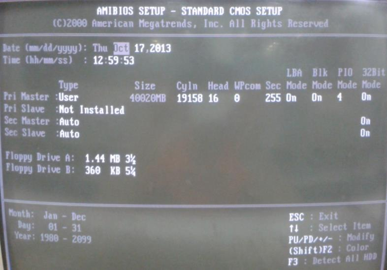 Bab 2. BIOS 33 Di dalam menu Standard CMOS Setup klik Enter hingga muncul tampilan seperti gambar dibawah ini.