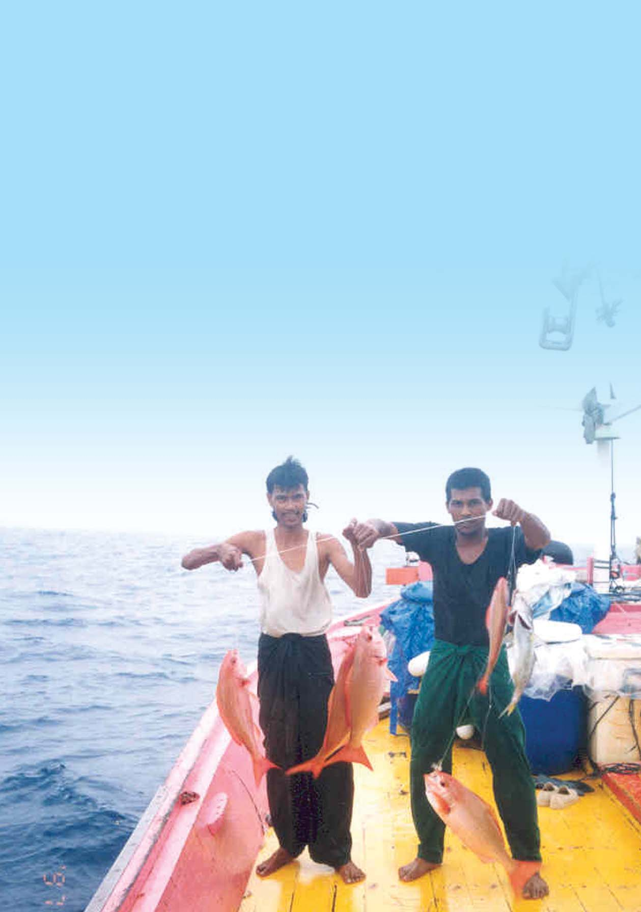 PENINGKATAN PENDAPATAN NELAYAN TRADISI TEMPATAN Selepas 3 bulan diletakkan, komplek tukun berpotensi menjadi lokasi nelayan tradisi memancing, mencandat sotong dan sebagai destinasi menyelam kepada