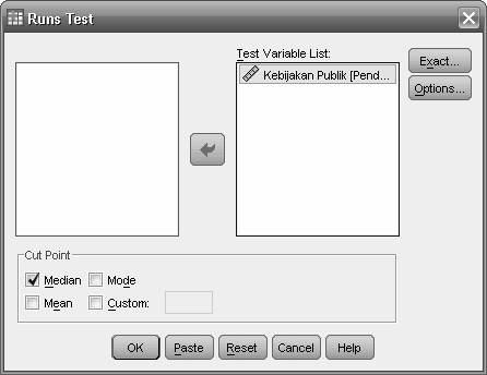 2. Klik menu Analyze Nonparametrik Test Runs. Gambar 6.12 Memilih Runs dari Submenu Nonparametrik Test 3. Muncul kotak dialog Runs Test.