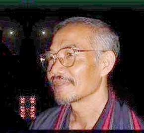 Referensi http://ilmukomputer.com http://adabisnis.com Biografi Penulis Agus Subardjo. Menyelesaikan S1 di STMIK-Widya Pratama Pekalongan pada tahun 2006, pada usia 55 tahun.