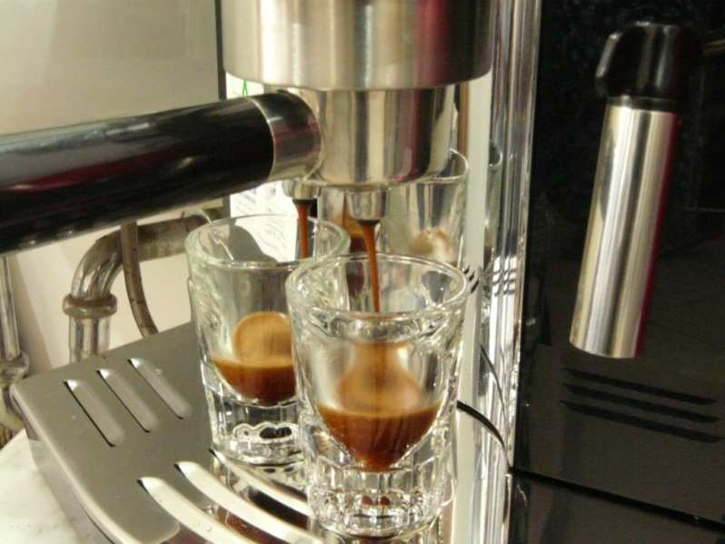 4 gram kopi grade espresso 3. 100 ml susu 4.