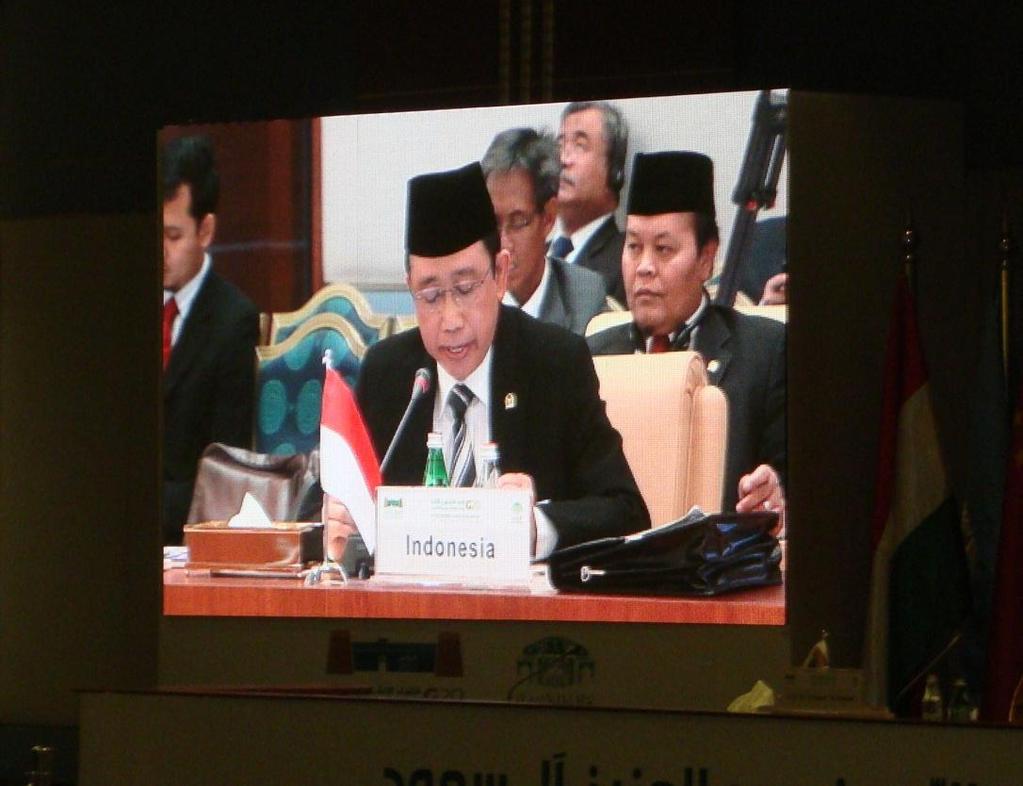 Gambar 4. Ketua DPR-RI/Ketua Delri saat menyampaikan statement di Sesi 4.