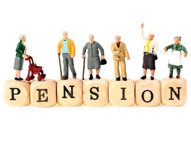 PROGRAM JAMINAN PENSIUN Jaminan Pensiun adalah Jaminan sosial yang bertujuan untuk mempertahankan derajat kehidupan yang layak bagi peserta