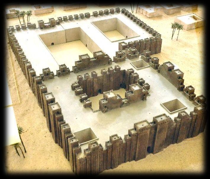 Marduk mempunyai sebuah kuil yang sangat terkenal bernama Esagila, dan Esagila pun menggantikan kuil tua yang berada di Nippur.