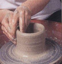 Kontrol bentuk silinder dengan menjepit dinding menggunakan jari telunjuk dan jari tengah, sementara kedua