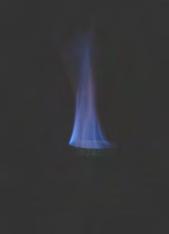 Terjadinya api stabil dapat diindikasikan melalui temperatur api biru tertinggi yang mampu dihasilkan oleh kompor. Gambar 2.