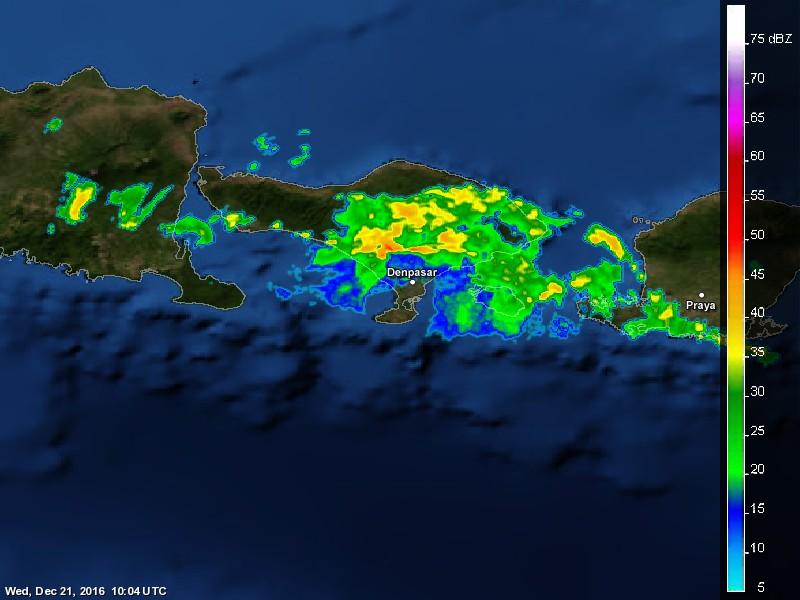 wilayah Bali yang menyebabkan terjadinya hujan dengan intensitas sedang - lebat sekitar pukul 15.00 WITA 
