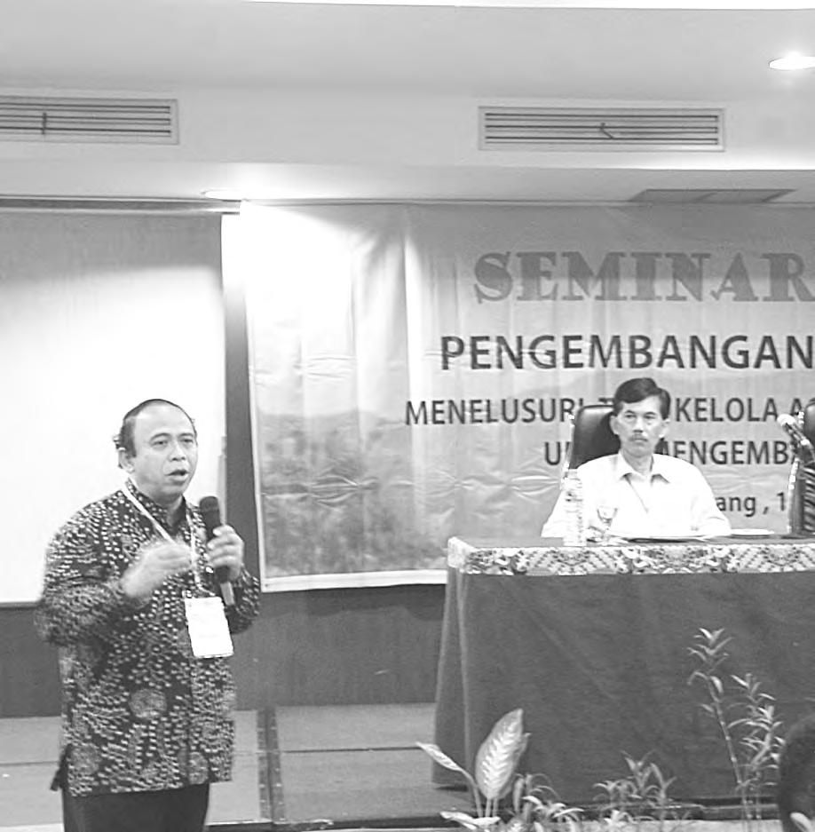 Kepala Dinas Pendidikan Jateng Nur Hadi Amiyanto mengatakan, Kemah Kebangsaan adalah upaya pemerintah memupuk dan memperkuat kerja sama antarmahasiswa dan perguruan tinggi dalam mengembangkan