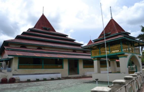 Gambar 4. Penambahan fasilitas Gudang dan Perpustakaan Masjid Kesultanan Ternate setelah renovasi (peneliti, 2016).