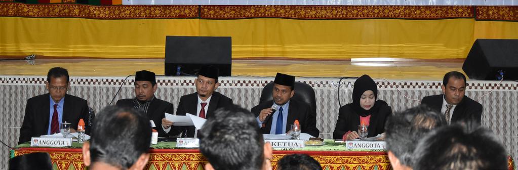 Info KIP 3 250 Personel Amankan Pleno Rekapitulasi KIP Banda Aceh BANDA ACEH - Sebanyak 250 personel keamanan dari Polresta, Brimobda Polda Aceh dan TNI mengawasi jalannya proses rekapitulasi suara