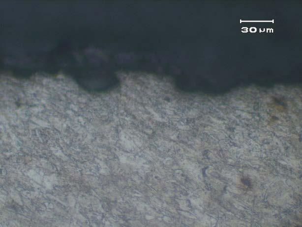 a. Kanan (RH) (a) b. Kiri (LH) Gambar 4. Hasil foto SEM pada permukaan patahan front axle Gambar 4.