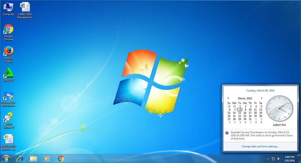 Operasi Dasar Windows 7 Mengganti Tanggal dan Waktu Sistem Klik pada Taskbar disebelah kanan, pada bagian jam dan tanggal.