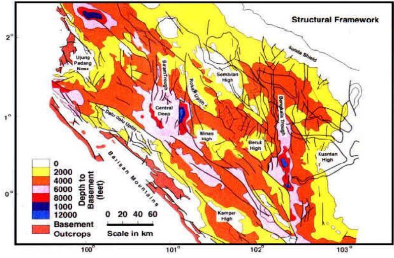 Periode Deformasi F0 (Pra-Tersier) Pada Pra-Tersier terjadi periode deformasi pada batuan dasar yang menyebabkan adanya sesar berarah utara-selatan, baratlaut-tenggara, dan timurlaut-baratdaya