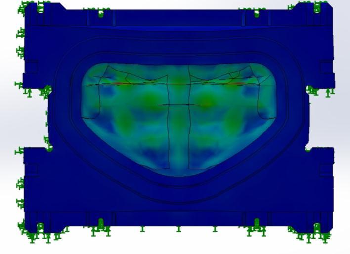hasil simulasi juga diperoleh besarnya tegangan maksimum yang bekerja pada desain upper die sebesar 44,48 N/mm 2 (Posisi tegangan maksimum ditunjukkan dengan gradasi warna merah pada gambar 4 ).