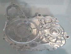 15 Gambar 2.2. Crank Case R/L Sumber : ( PT Astra Honda Motor ; 2007 ) Gambar 2.3.