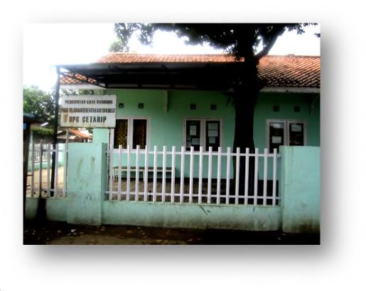 Selain Puskesmas terdapat sarana Kesahatan lainnya di Kecamatan Bojonglo Kaler, di antaranya 69 Posyandu yang tersebar di lima Kelurahan, 28 buah tempat peraktek dokter, 12 buah tempat praktek