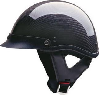 Pelindung kepala menggunakan helm fullface