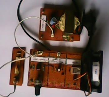 B. Pembuatan Sistem Pada proses pembuatan rangkaian sistem, dilakukan dalam beberapa tahapan, yaitu pembuatan rangkaian sensor, pembuatan rangkaian komparator, pembuatan rangkaian saklar transistor,
