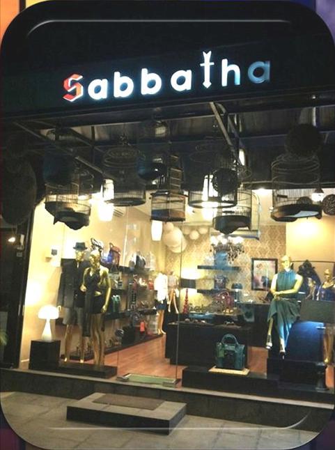 30 WIB) Sabbatha Boutique adalah butik yang menjual berbagai macam