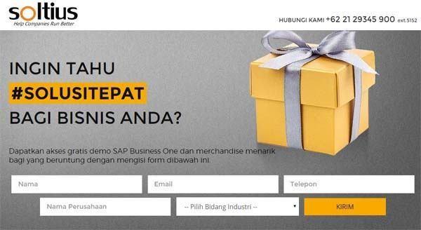 Satu contoh lagi: Headline dari Soltius menjanjikan solusi bagi bisnis kita. Tapi kemudian subheadline-nya menyebutkan gratis demo SAP Business One.