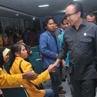 Ajakan tersebut disampaikan Sharif pada sambutannya saat pembukaan dan pembekalan Training Dasar Advokasi dan Kepemimpinan Nasional (Tridiknas) Himpunan Mahasiswa Perikanan Indonesia (Himapikani) di