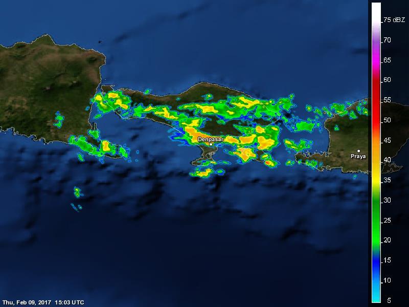 Bali yang menyebabkan terjadinya hujan dengan intensitas sedang - lebat sekitar pukul 17.00 WITA hingga pukul 24.00 WITA. Sebaran awan-awan konvektif yang terpantau satelit menutupi wilayah Bali dari sore hingga malam hari.