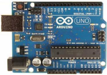 14 "Uno" berarti satu di Italia dan diberi nama untuk menandai peluncuran Arduino 1.0. Versi 1.0 menjadi versi referensi Arduino ke depannya.