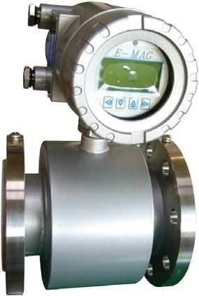 Prinsip kerja flow meter E-MAG yang terpasang pada sisi sekunder UUB berdasarkan induksi electromagnet (4).