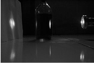 Percobaan pada air deterjen Percobaan pada larutan tidak menunjukkan gejala efek tyndall, tampak pada gambar cahaya diteruskan ke layar dengan jelas tanpa