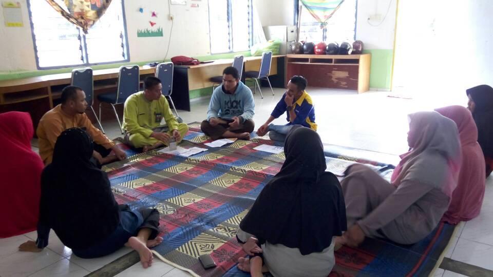 oleh Lurah, Kepala KUA bahkan Dosen Pembimbing Lapangan dari Mahasiswa KKN Kelompok IX STAIN Sultan Abdurrahman Kepulauan Riau.