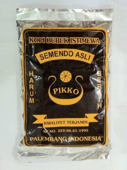 13 2.6 Kompetitor 2.6.1 Kopi Pikko Gambar 2.6.1 Kopi Pikko. Kopi Pikko diproduksi oleh PT Megah Agungsurya, Palembang adalah salah satu kopi yang juga menggunakan bahan dasar biji kopi semendo robusta.