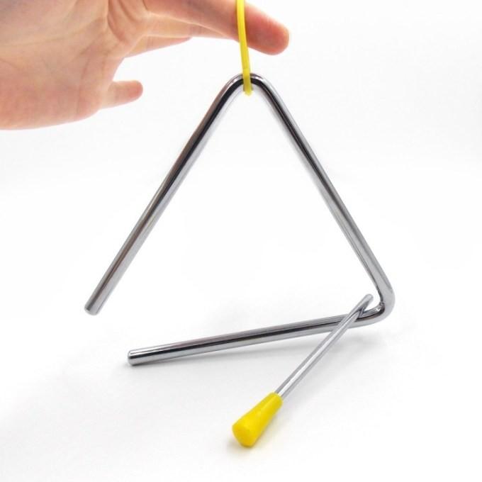 5. TRIANGLE Triangle adalah sebuah alat musik yang bentuknya sangat sederhana.