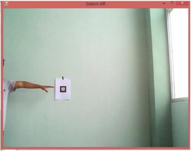 Eksperimen pada tabel 2 dilakukan untuk mengetahui pengaruh jarak webcam pada marker dan tangan saat