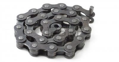 Chains Berfungsi untuk mentransmisikan daya dari motor ke drive sprocket sehingga dapat menggerakkan pans. Gambar 2.9: Chains (http://us.