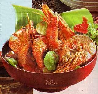 Sumatera Barat Makanan khas Bengkulu ini terbuat dari ikan dibumbi dengan bumbu yang beraneka ragam.