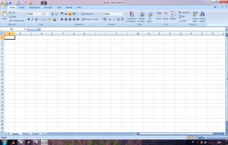 56 2. Lalu akan muncul tampilan Microsoft Office Excel 2007 Gambar 5.2 Tampilan Microsoft Office Excel 2007 3.