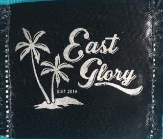 EastGlory kemudian EastGlory mengganti dengan latar belakang hitam karena dirasa lebih terlihat rapih dan elegant.