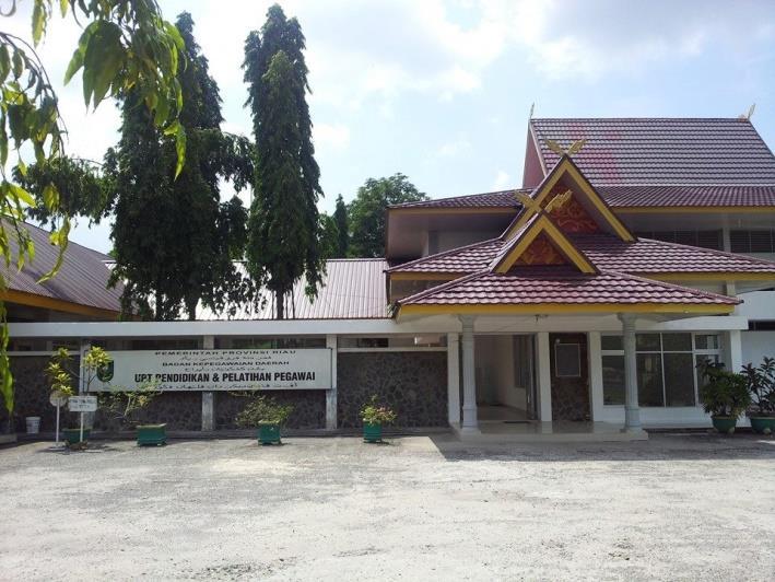 Untuk mendukung pelaksanaan tugas pokok dan fungsinya, BPSDM Provinsi Riau berada pada lokasi seluas 27.