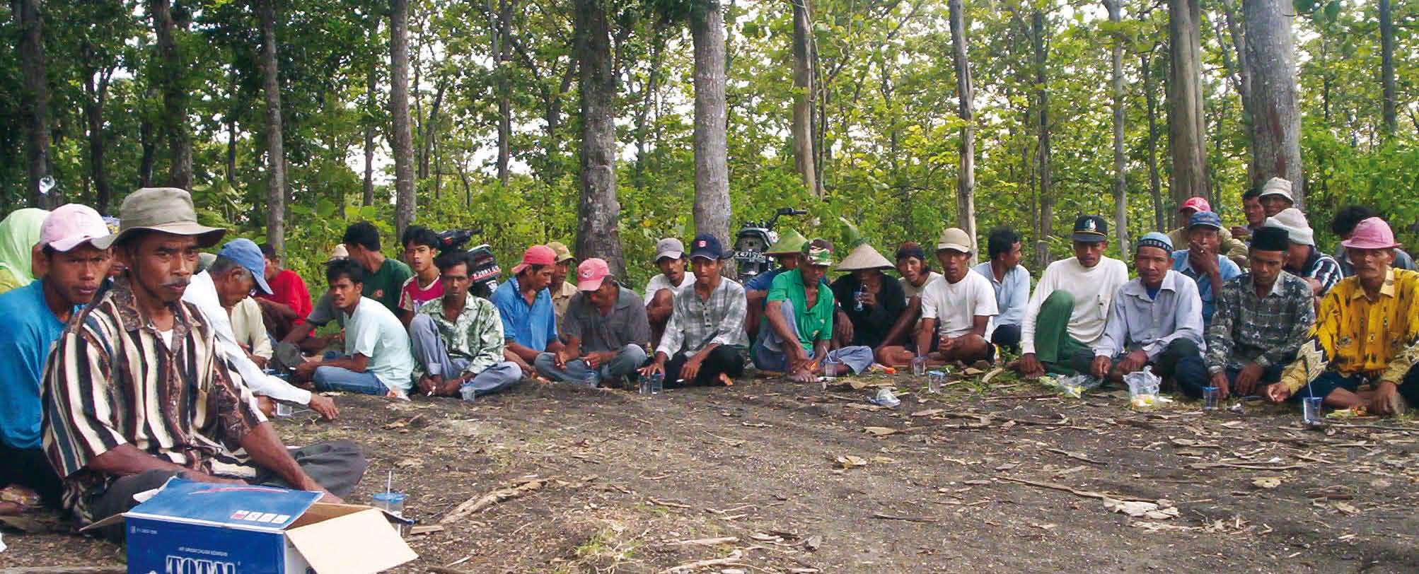 Dengan PHBM Masyarakat Terlibat Langsung dalam Melestarikan Hutan