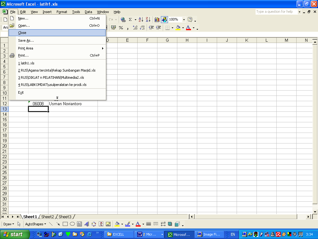 3. Menutup Dokumen atau Mengakhiri Excel Untuk menutup dokumen yang sedang dibuka tanpa mengakhiri program Excel, lakukan dari menu File pilih Close.