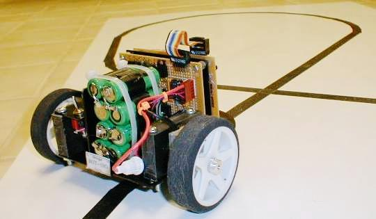 Deteksi Goal / tujuan : menuntun arah robot dengan meletakkan sumber cahaya pada tujuan Deteksi pola pada permukaan : mendeteksi jalur